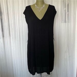 Gentle Fawn Classic Black v neck mini dress